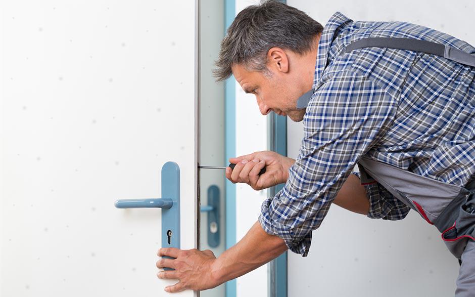 prix serrurier ouverture de porte Mennecy
